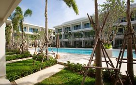 Niranapa Boutique Resort